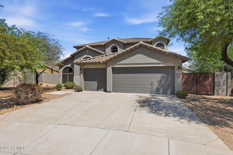 8370 W Spur Dr, Peoria, AZ 85383