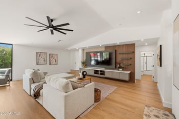8379 E San Salvador Dr, Scottsdale, AZ 85258