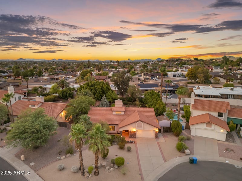 838 Brook Hollow Dr, Phoenix, AZ 85022
