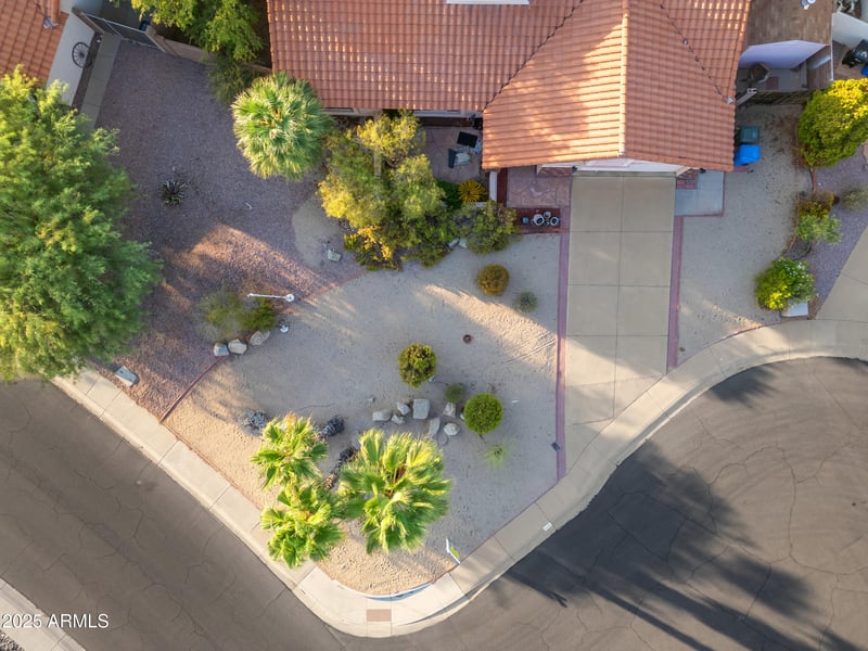 838 Brook Hollow Dr, Phoenix, AZ 85022