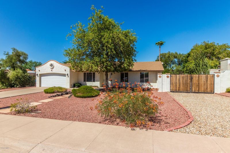 838 E Caribbean Ln, Phoenix, AZ 85022