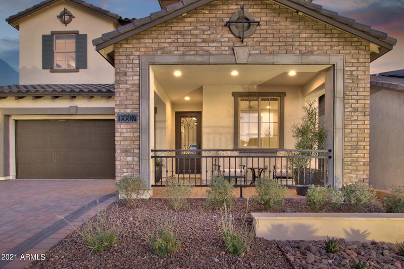 838 E Deer Creek Rd, Phoenix, AZ 85048