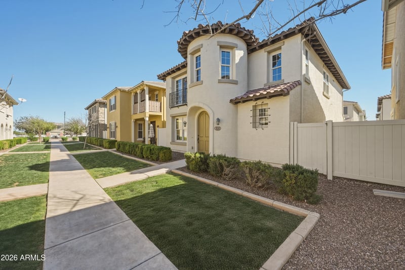 838 Huish Dr, Gilbert, AZ 85296