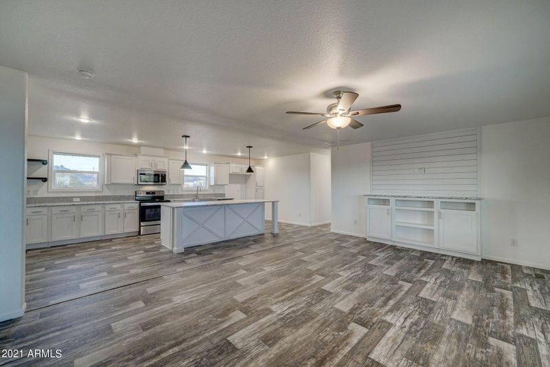 838 W Windsong St, Apache Junction, AZ 85120