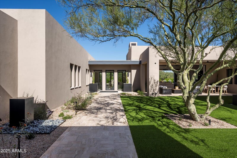 8386 Leaning Rock Rd, Scottsdale, AZ 85266