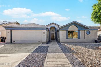 8386 N 107th Dr, Peoria, AZ 85345