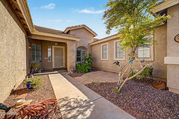 8387 W Luke Ave, Glendale, AZ 85305