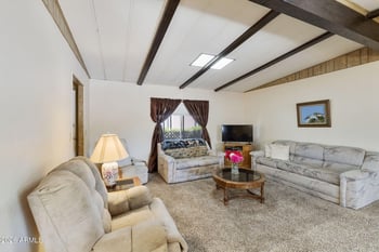 839 82nd Pl, Mesa, AZ 85208