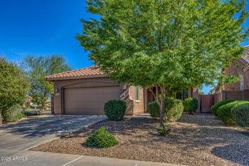 839 Hot Springs Trl, San Tan Valley, AZ 85140
