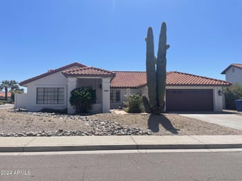 839 Meadow Ln, Phoenix, AZ 85022
