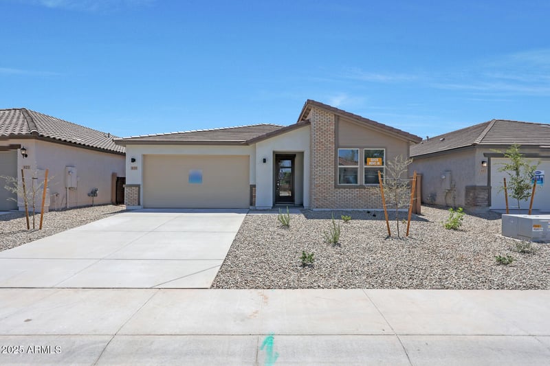 839 Riparian Dr, San Tan Valley, AZ 85140