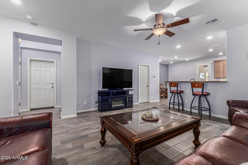 839 Hot Springs Trl, San Tan Valley, AZ 85140