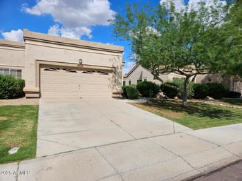 8390 Oraibi Dr, Peoria, AZ 85382
