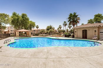 84 Palomino Dr, Gilbert, AZ 85296