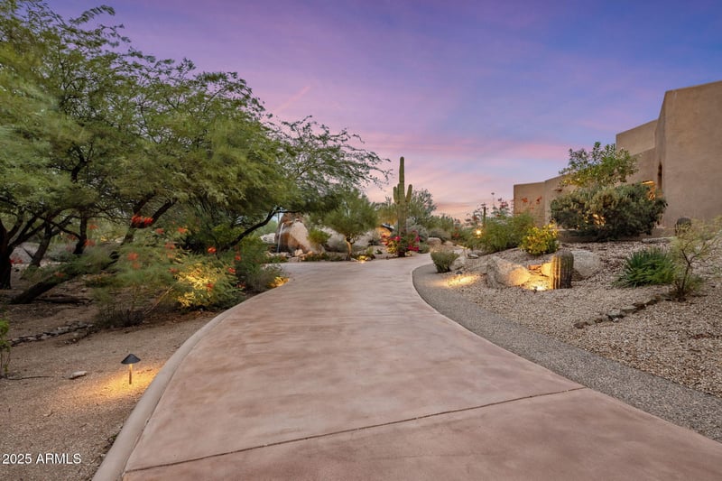 8400 Dixileta Dr #147, Scottsdale, AZ 85266