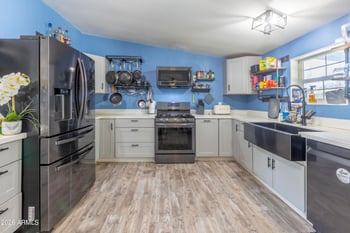 8401 67th Ave #105, Glendale, AZ 85302