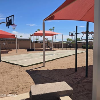 8401 N 67th Ave #10, Glendale, AZ 85302