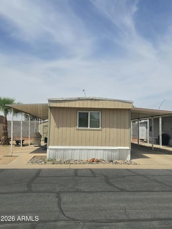 8401 N 67th Ave #11, Glendale, AZ 85304