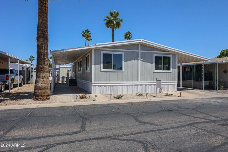 8401 N 67th Ave #83, Glendale, AZ 85302