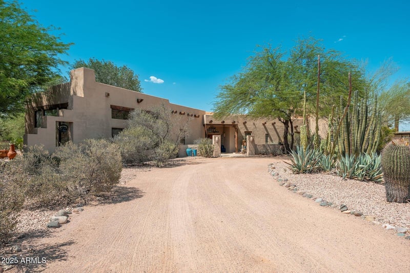 8402 Cactus Wren Rd, Scottsdale, AZ 85250