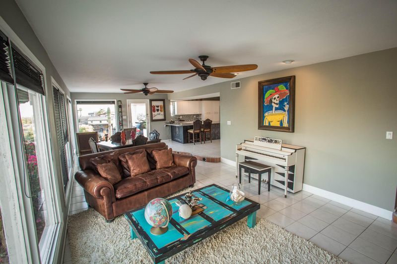 8402 N 14th St, Phoenix, AZ 85020