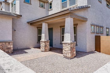 8402 Rancho Dr, Glendale, AZ 85305