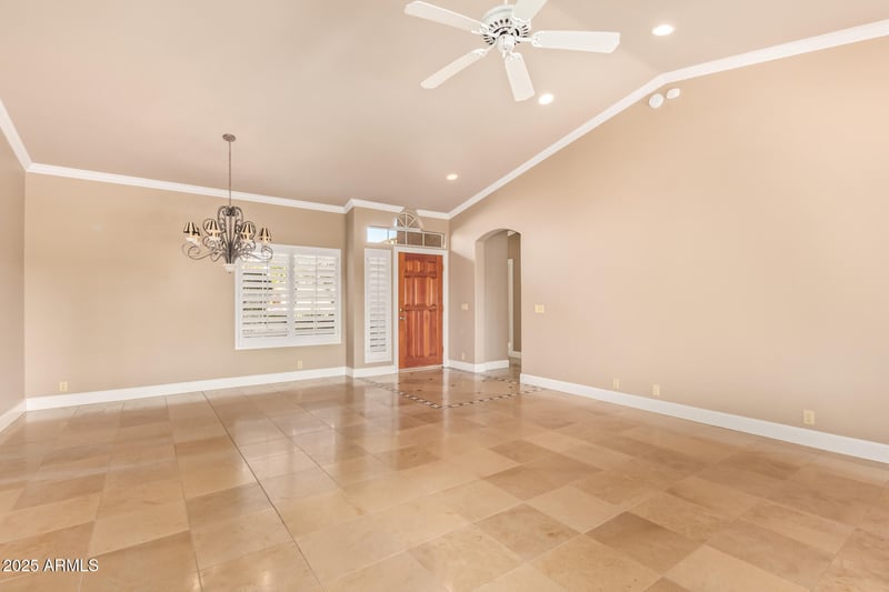 8402 Rosemonte Dr, Peoria, AZ 85382