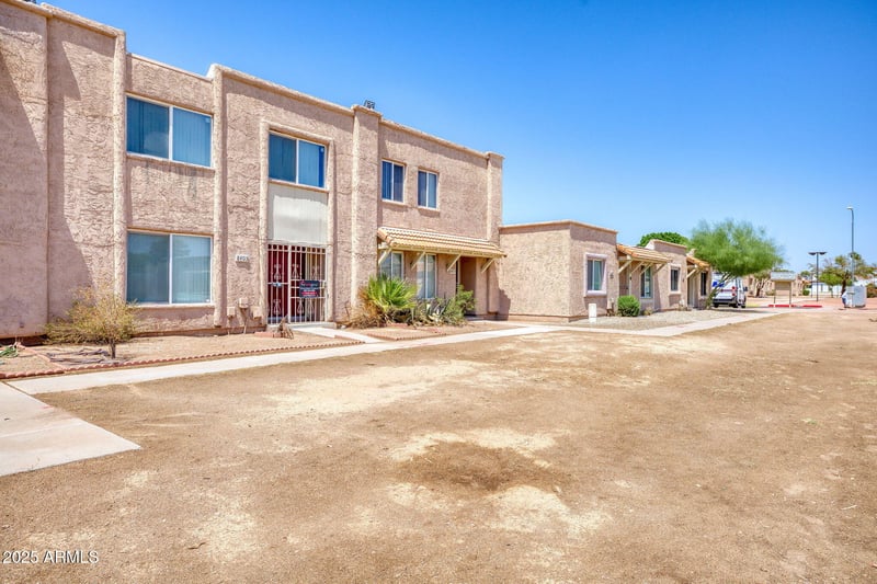 8403 33rd Ave, Phoenix, AZ 85051