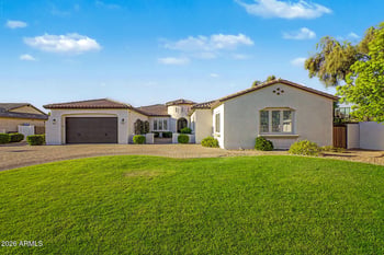 8406 Louise Ct, Peoria, AZ 85383
