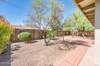 8407 Crestwood Way, Scottsdale, AZ 85250