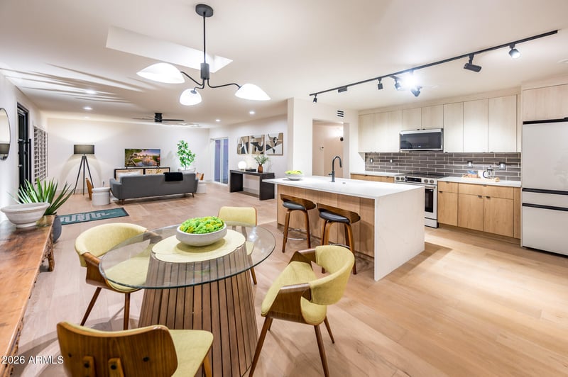8407 Rancho Vista Dr, Scottsdale, AZ 85251