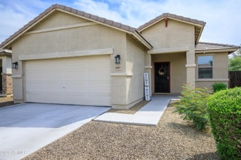 8407 61st Dr, Glendale, AZ 85302