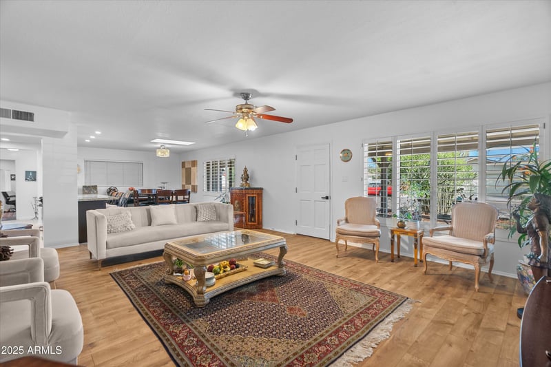 8407 Rancho Vista Dr, Scottsdale, AZ 85251
