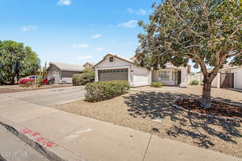 8408 Bloomfield Rd, Peoria, AZ 85381