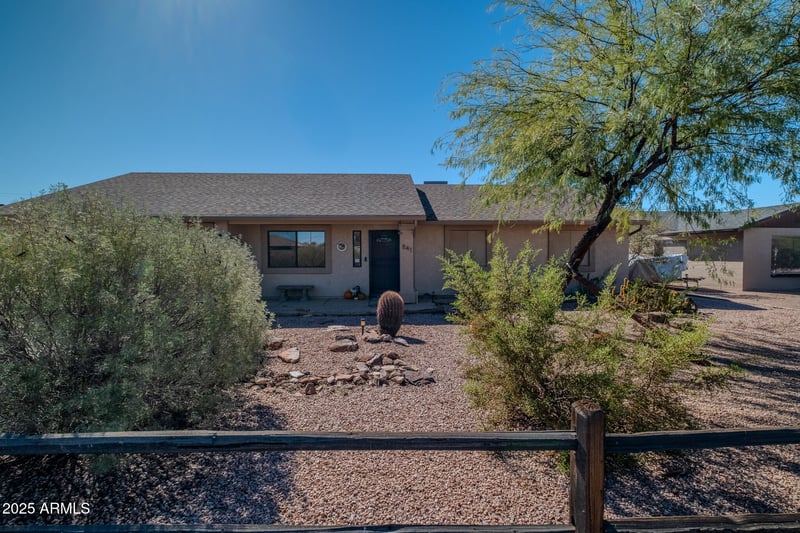 841 Granada Ave, Apache Junction, AZ 85119