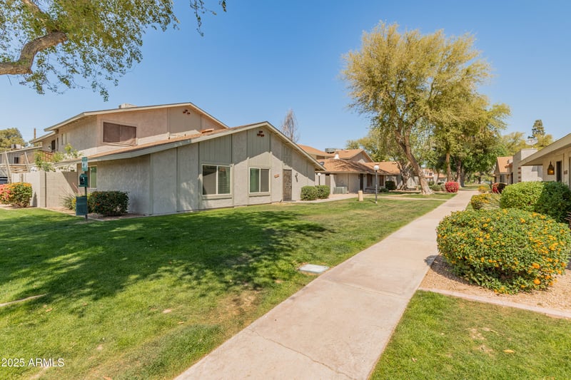 8412 Roosevelt St, Scottsdale, AZ 85257