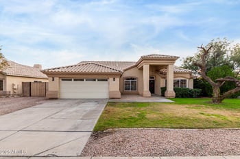 8413 Willowbrook Dr, Peoria, AZ 85382