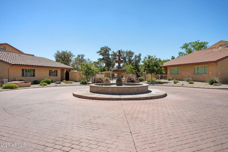 8414 Central Ave #B, Phoenix, AZ 85020