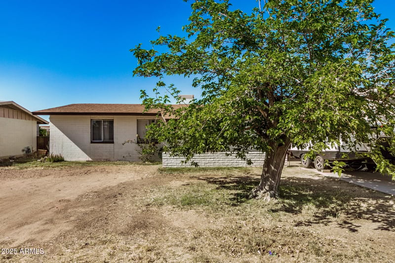 8414 Monterosa St, Phoenix, AZ 85037