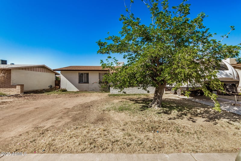 8414 Monterosa St, Phoenix, AZ 85037