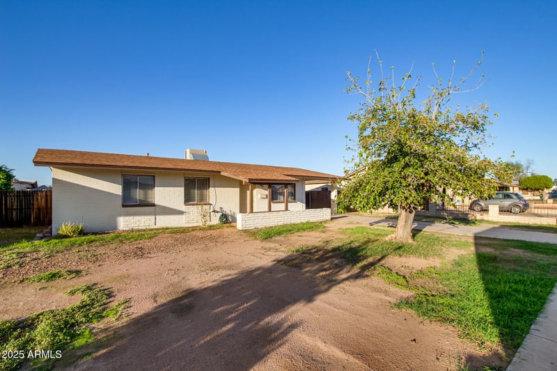 8414 Monterosa St, Phoenix, AZ 85037