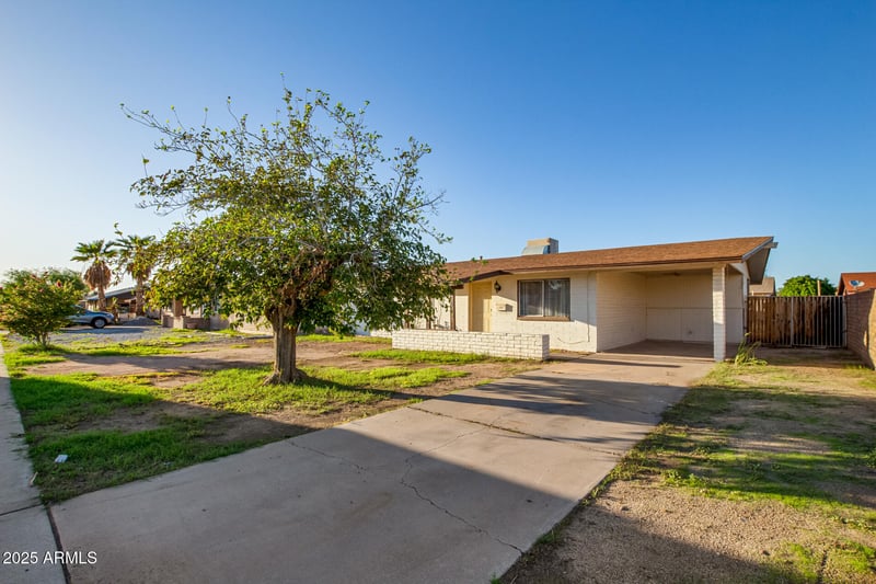 8414 Monterosa St, Phoenix, AZ 85037
