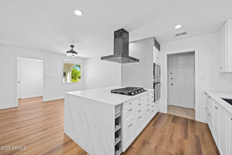 8414 Sage Dr, Scottsdale, AZ 85250