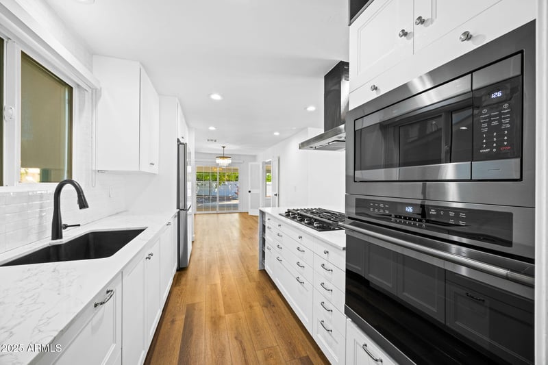 8414 Sage Dr, Scottsdale, AZ 85250