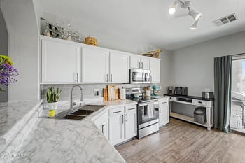 8415 Peralta Ave, Mesa, AZ 85212