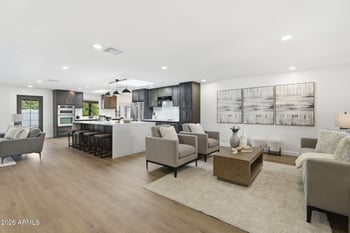 8415 Kachina Dr, Tempe, AZ 85284