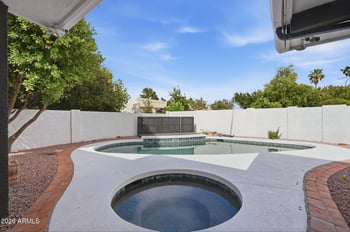 8415 Kachina Dr, Tempe, AZ 85284