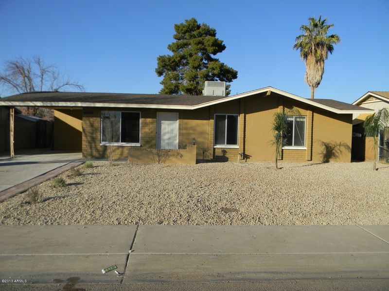 8416 W Heatherbrae Dr, Phoenix, AZ 85037