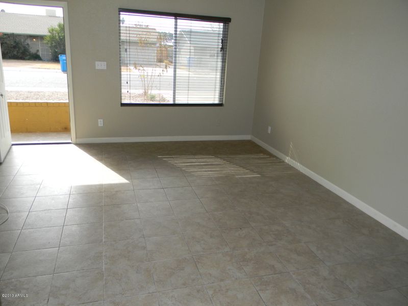 8416 W Heatherbrae Dr, Phoenix, AZ 85037