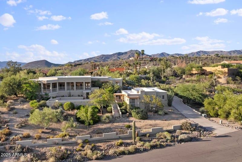 8418 Dog Leg Dr, Carefree, AZ 85377